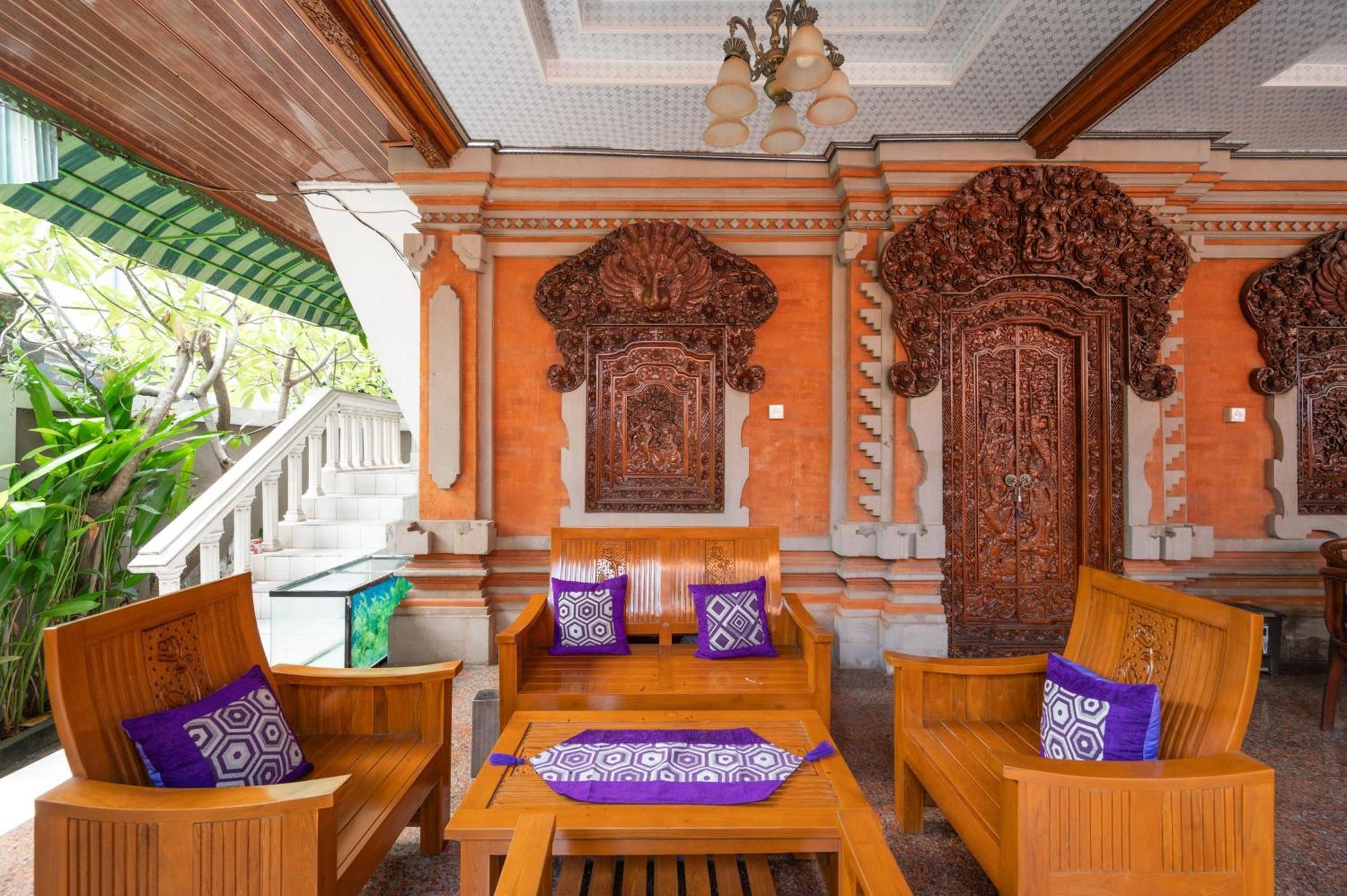 OYO 4003 Ceria Guesthouse Seminyak Bagian luar foto