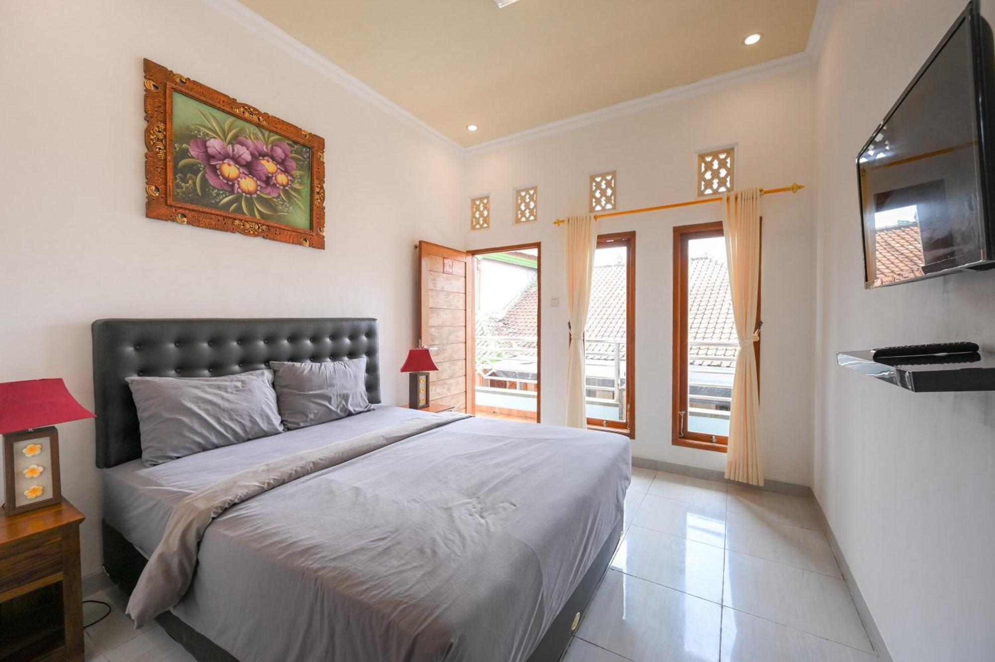 OYO 4003 Ceria Guesthouse Seminyak Bagian luar foto